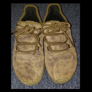 Boys Camo  Gently warn Sneakers